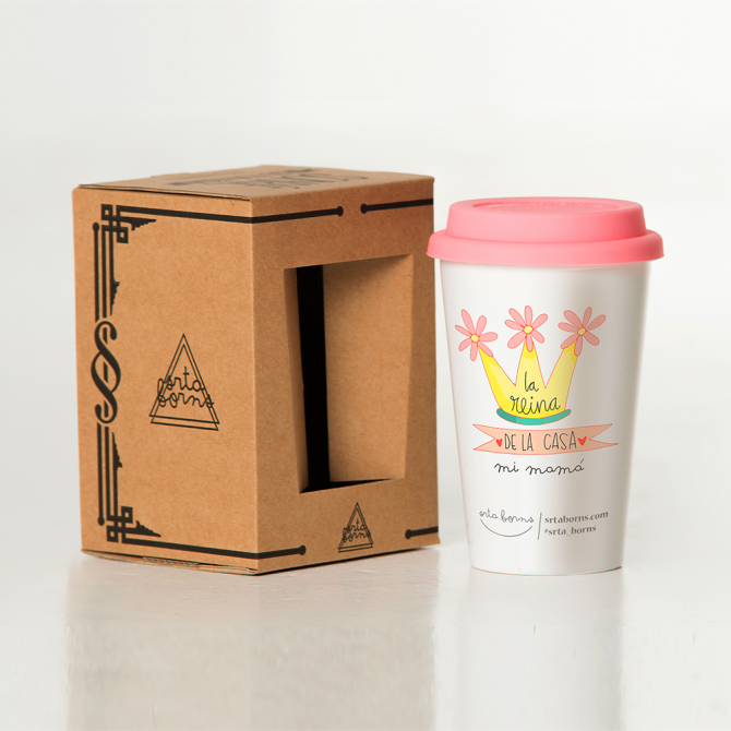 Vaso con tapa "La reina de la casa mi mamá"